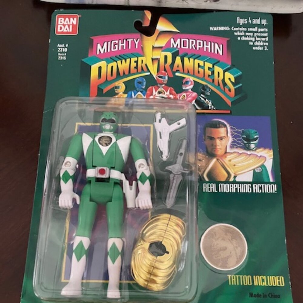 Ban Dai Mighty Morphin Power Rangers "TOMMY", Figurine with weapons, unopened.
